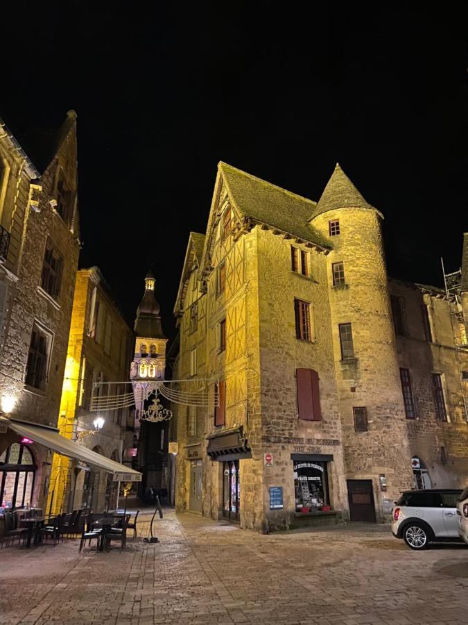 Le Logis - Lescapade-Medievale Sarlat Exterior foto